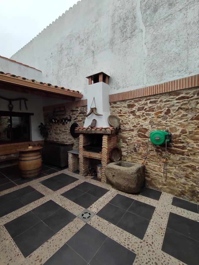 Casa Rural La Carriona Segura de León 外观 照片