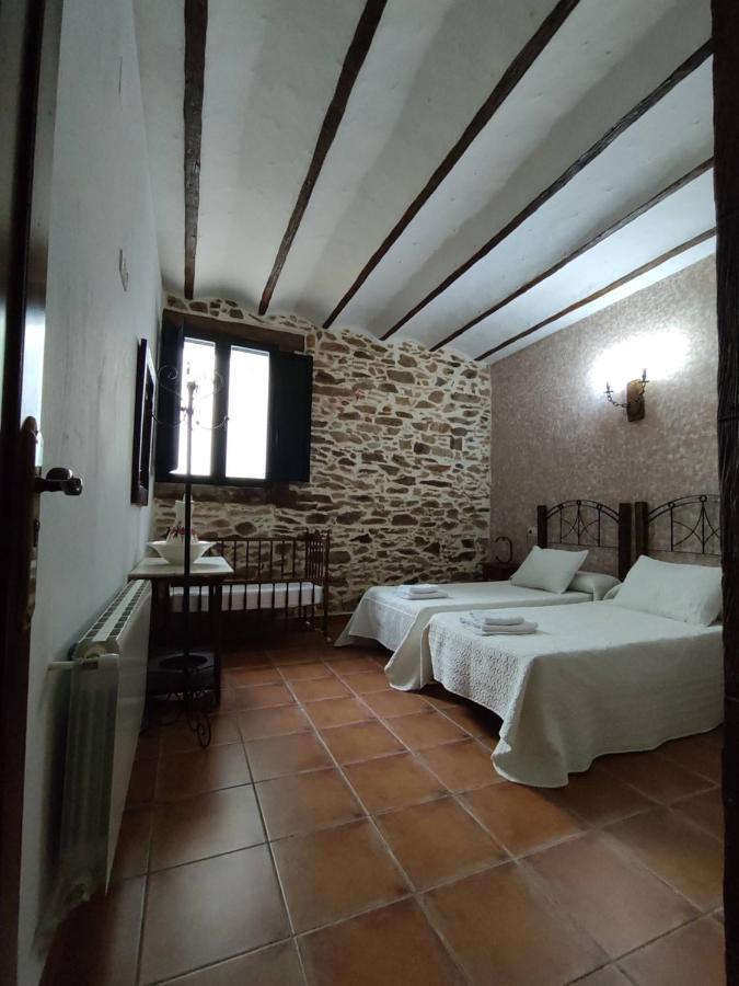 Casa Rural La Carriona Segura de León 外观 照片