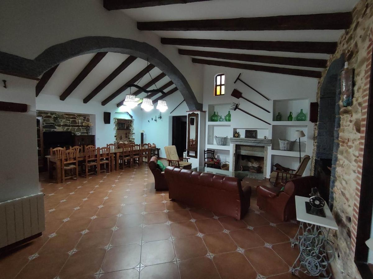 Casa Rural La Carriona Segura de León 外观 照片